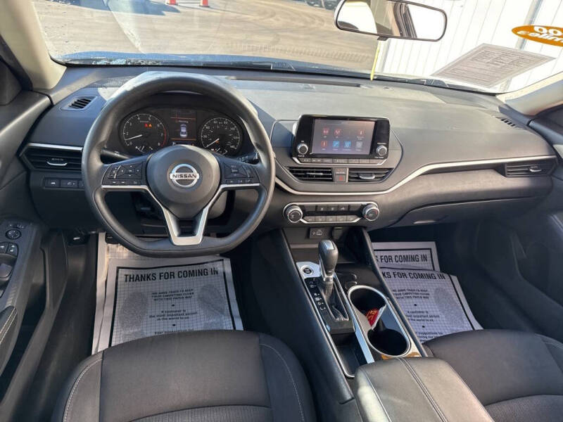 2022 Nissan Altima 2.5 S