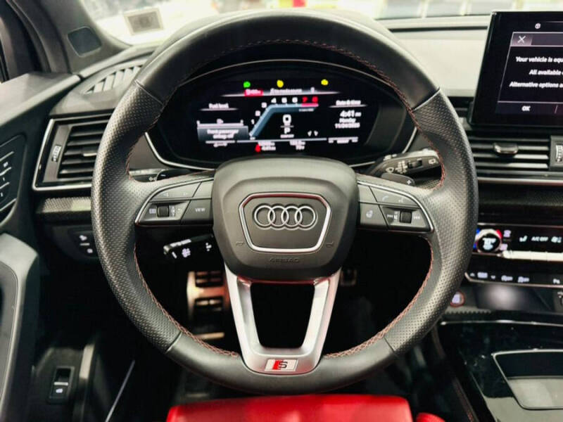 2024 Audi SQ5 3.0T quattro Premium Plus