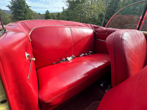 1948 Ford Super Deluxe