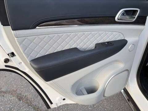 2021 Jeep Grand Cherokee Summit