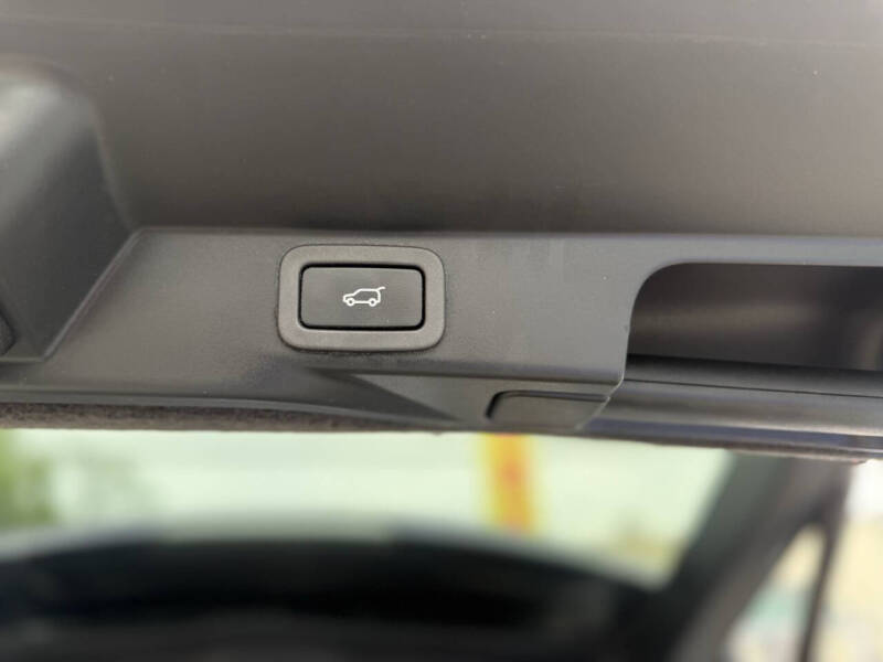 2017 Land Rover Range Rover Sport Supercharged Dynamic