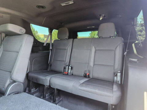 2023 GMC Yukon XL SLE