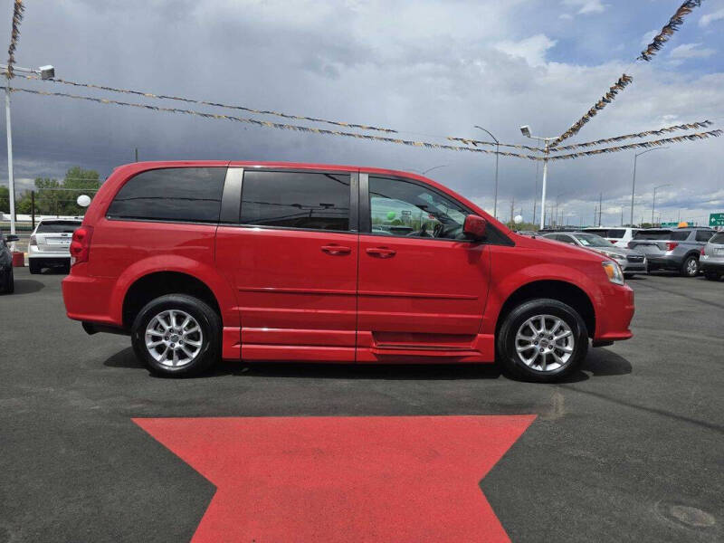 2012 Dodge Grand Caravan R/T