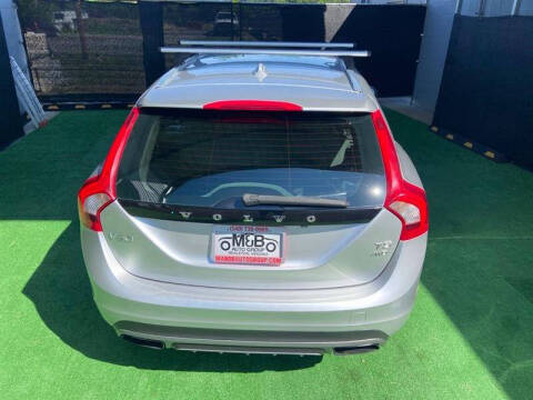 2015 Volvo V60 T5 Platinum