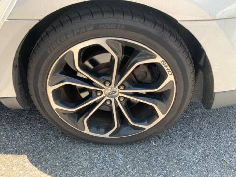 2014 Ford Taurus SHO