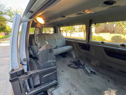 2014 Ford E-Series E-150 XLT