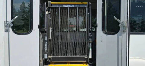 2011 Ford E-Series E-450 SD