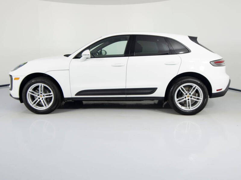 2025 Porsche Macan
