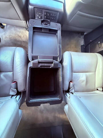 2011 Toyota Sequoia Platinum