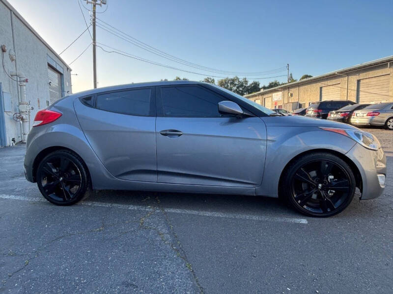 2017 Hyundai Veloster Value Edition
