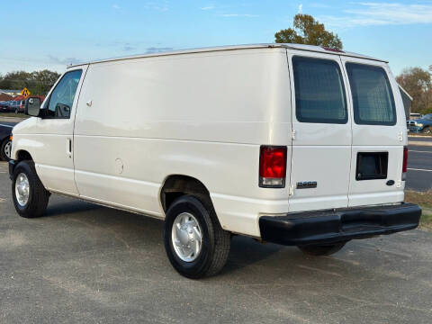 2008 Ford E-Series E-250