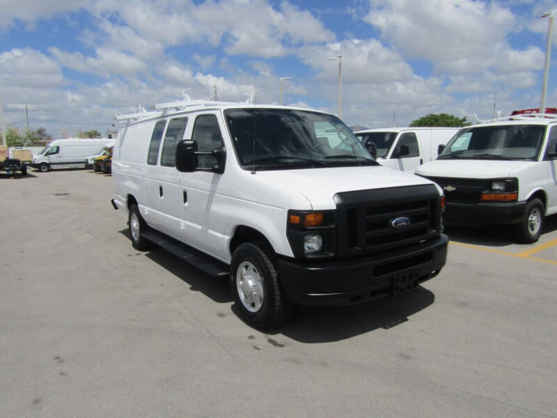 2012 Ford E-Series Econoline Van Commercial photo 4