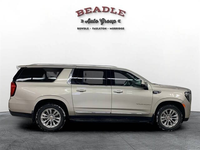 2022 GMC Yukon XL SLT