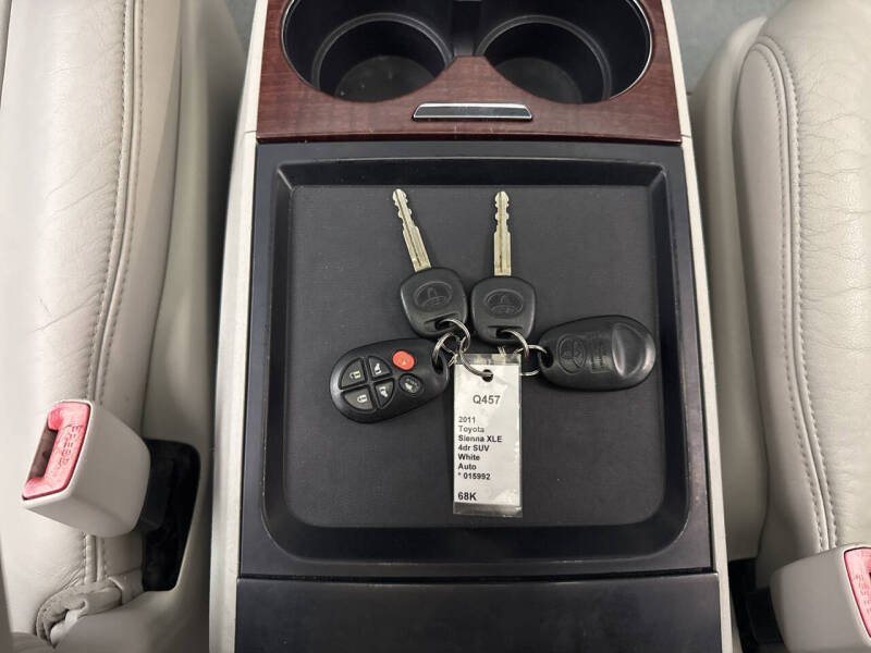 2011 Toyota Sienna XLE 7-Passenger