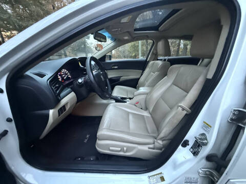 2013 Acura ILX 2.0L w/Tech