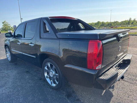 2011 Cadillac Escalade EXT Luxury