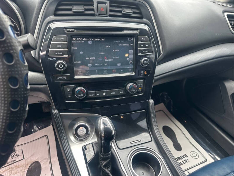 2017 Nissan Maxima