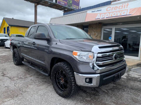 2016 Toyota Tundra SR5
