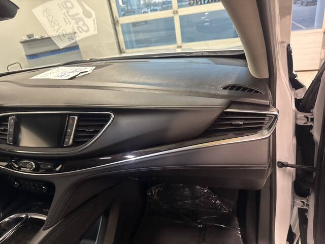 2021 Buick Enclave Avenir