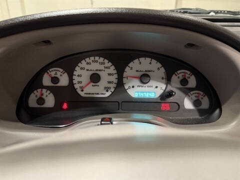 2002 Ford Mustang GT Deluxe