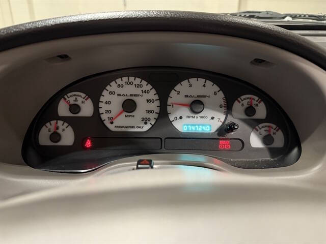 2002 Ford Mustang GT Deluxe