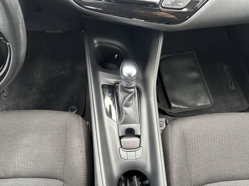 2018 Toyota C-HR XLE Premium