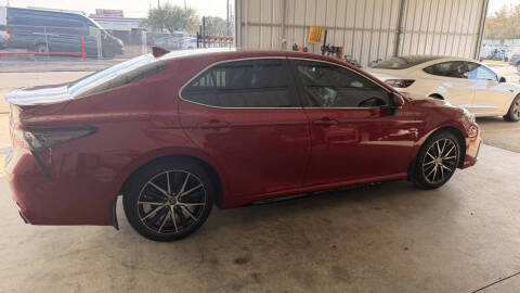 2022 Toyota Camry SE