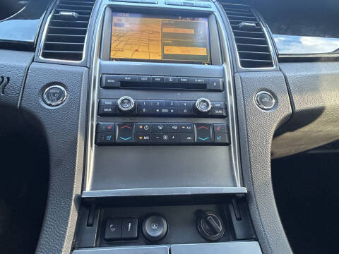 2010 Ford Taurus Limited