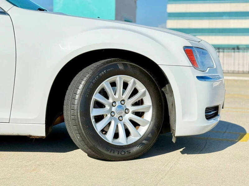 2014 Chrysler 300