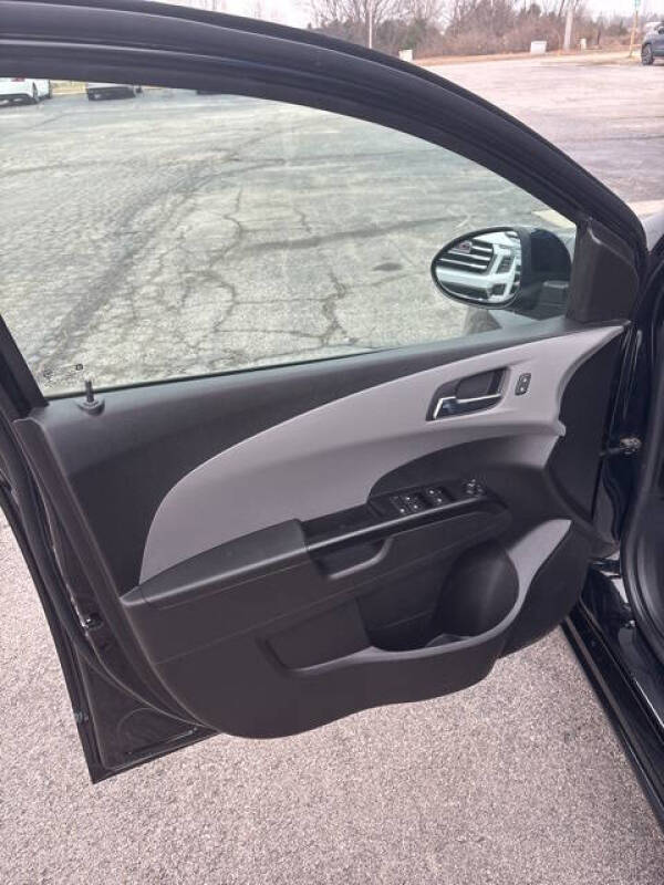 2019 Chevrolet Sonic LT Auto