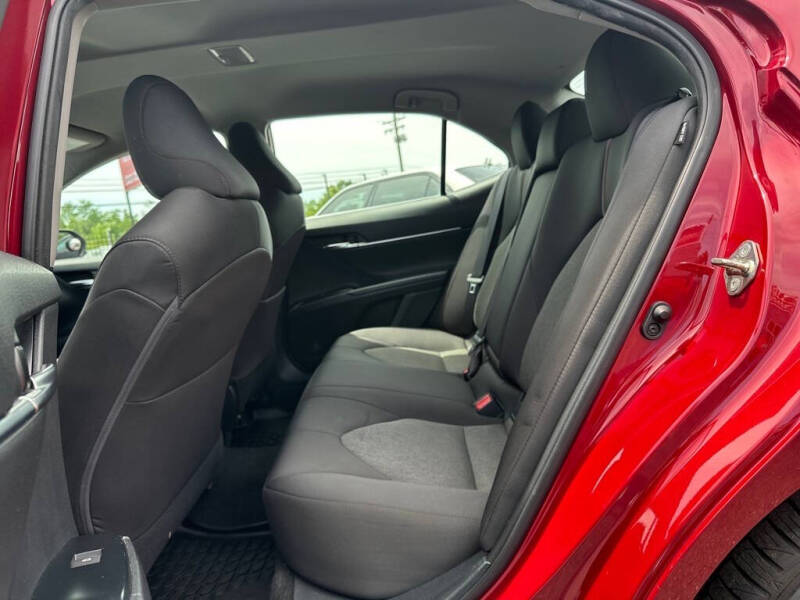 2020 Toyota Camry LE