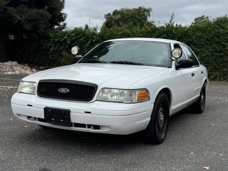 2006 Ford Crown Victoria for sale at JENIN CARZ in San Leandro CA