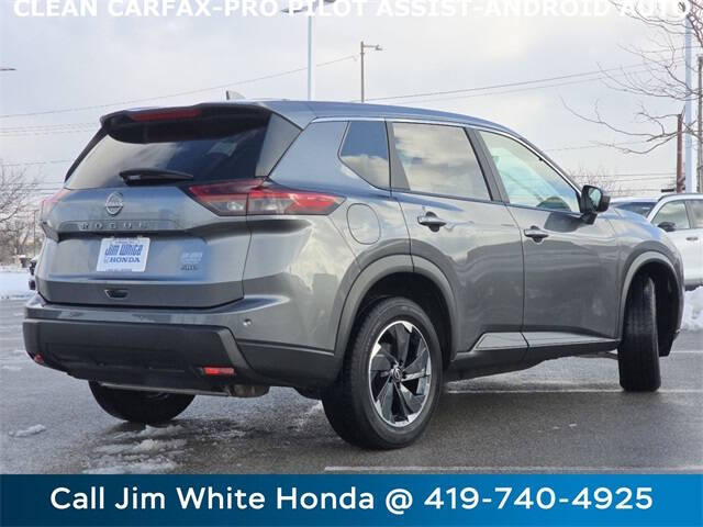 2025 Nissan Rogue SV