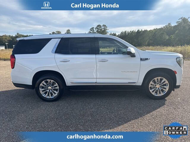 2023 GMC Yukon SLT