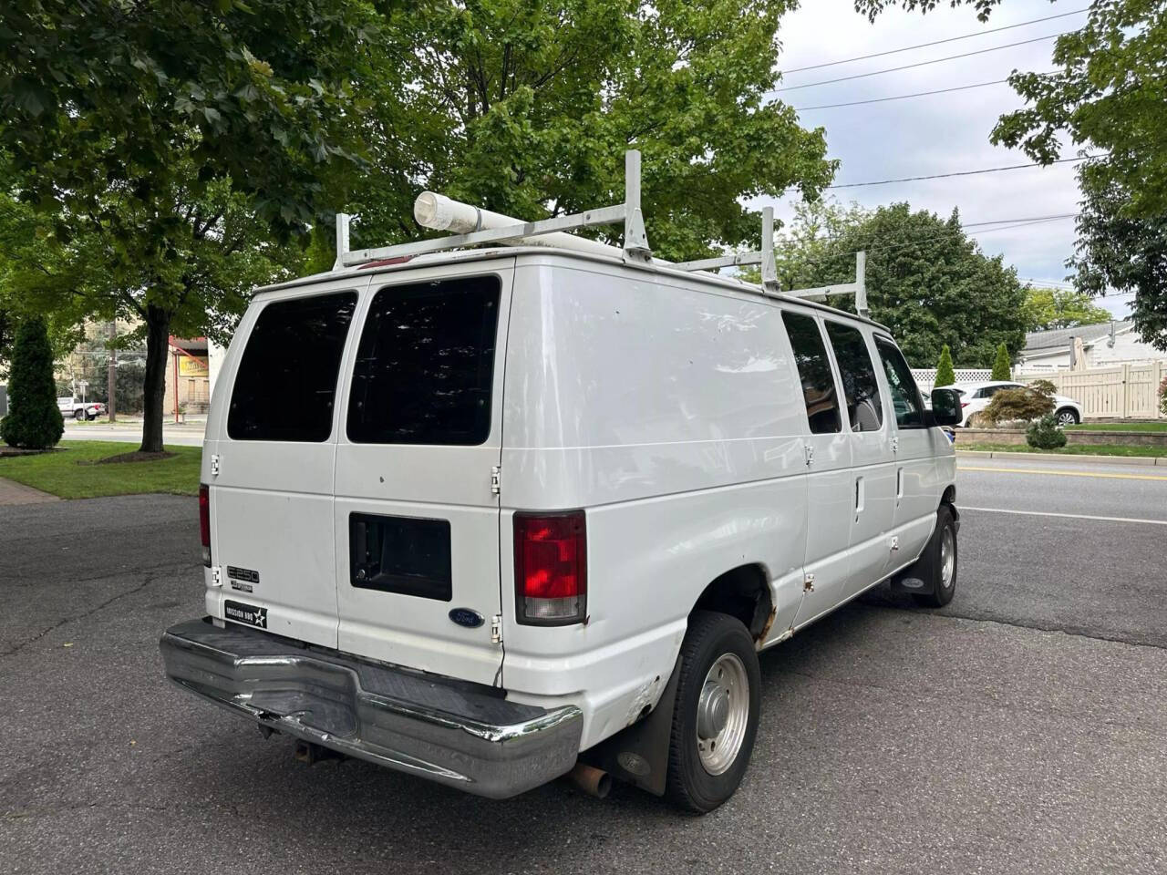 2005 Ford E-Series for sale at H&M Used Cars in Passaic, NJ