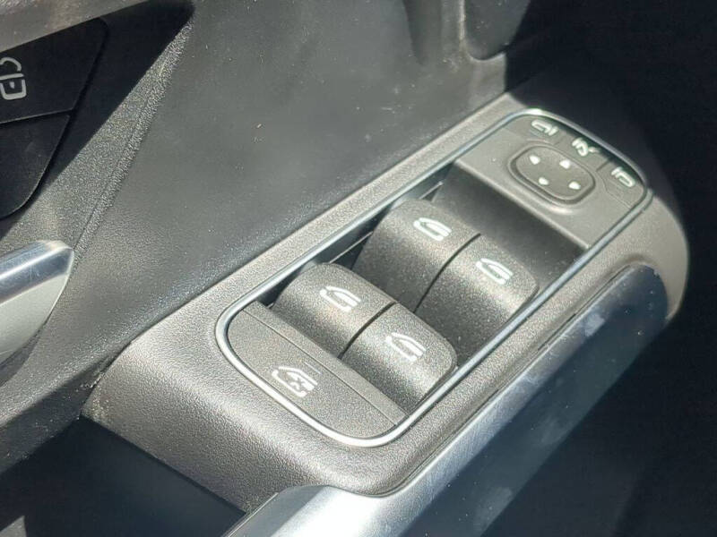 2024 Mercedes-Benz GLB GLB 250 4MATIC