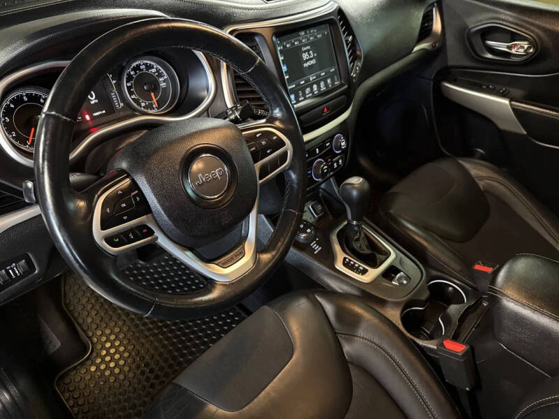 2018 Jeep Cherokee Latitude Plus
