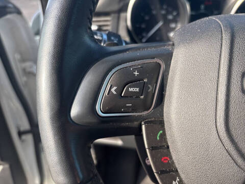 2019 Land Rover Range Rover Evoque SE Premium