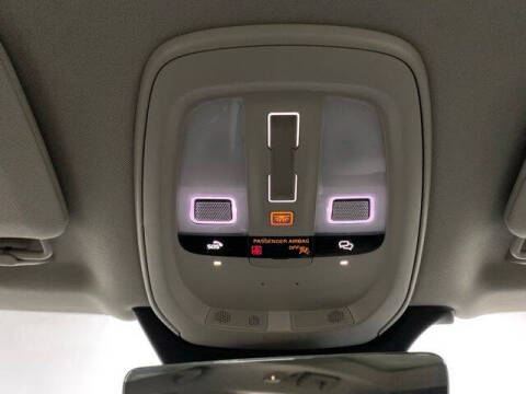 2025 Volvo XC90 B5 Core Bright Theme