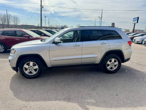 2011 Jeep Grand Cherokee Laredo