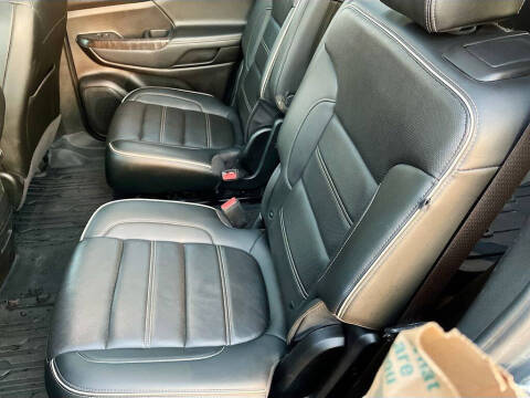 2022 GMC Acadia Denali