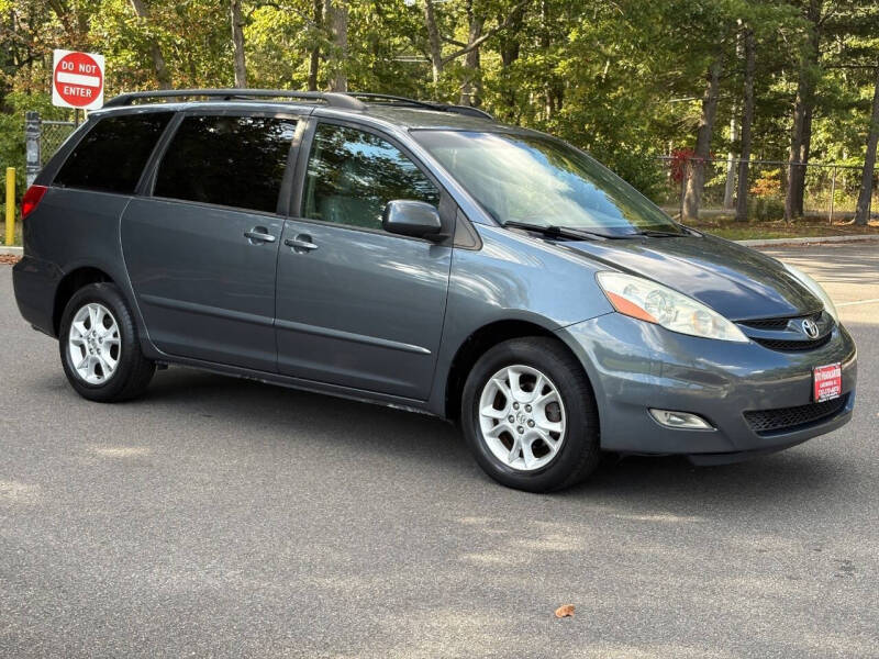 2006 Toyota Sienna XLE 7 Passenger