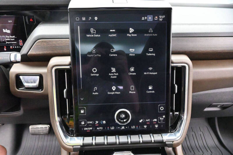 2025 GMC Yukon Denali Ultimate