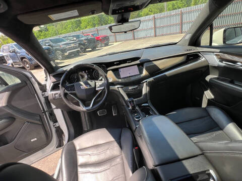 2022 Cadillac XT6 Sport