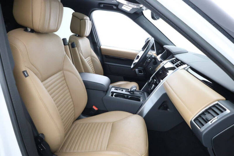 2023 Land Rover Discovery P360 HSE R-Dynamic