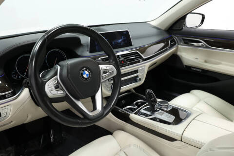 2016 BMW 7 Series 750i xDrive