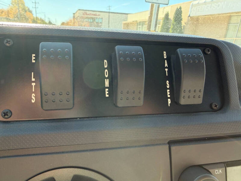 2014 Ford E-Series E-350 SD