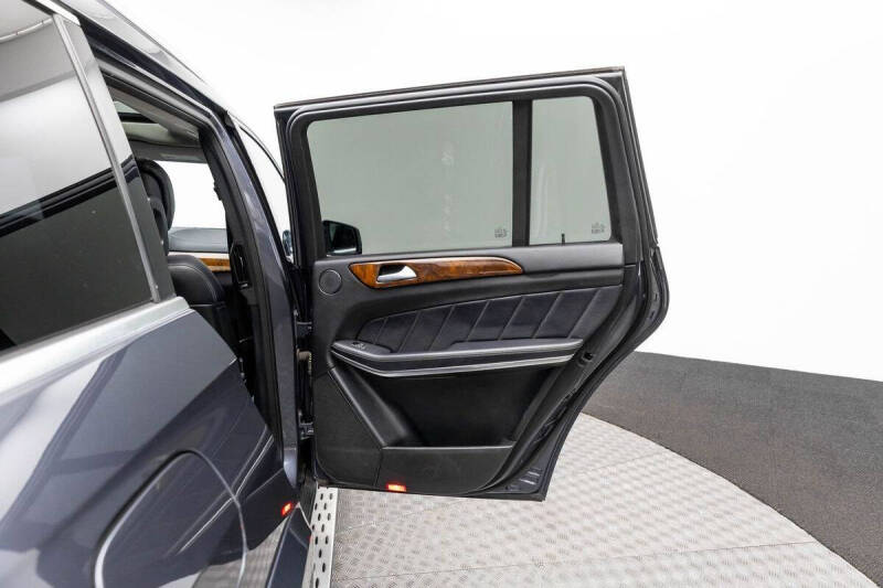 2014 Mercedes-Benz GL-Class GL 550 4MATIC