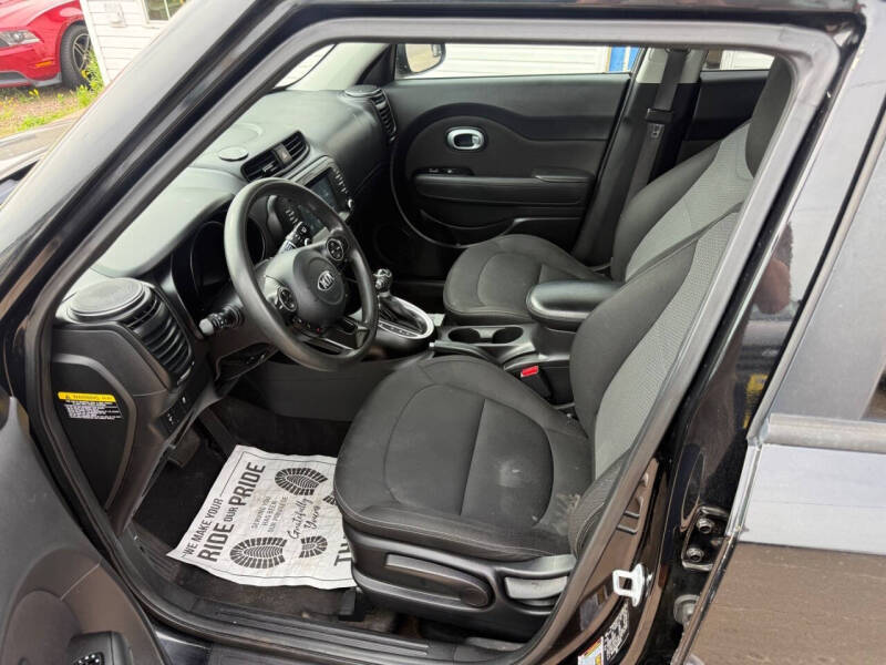 2019 Kia Soul +