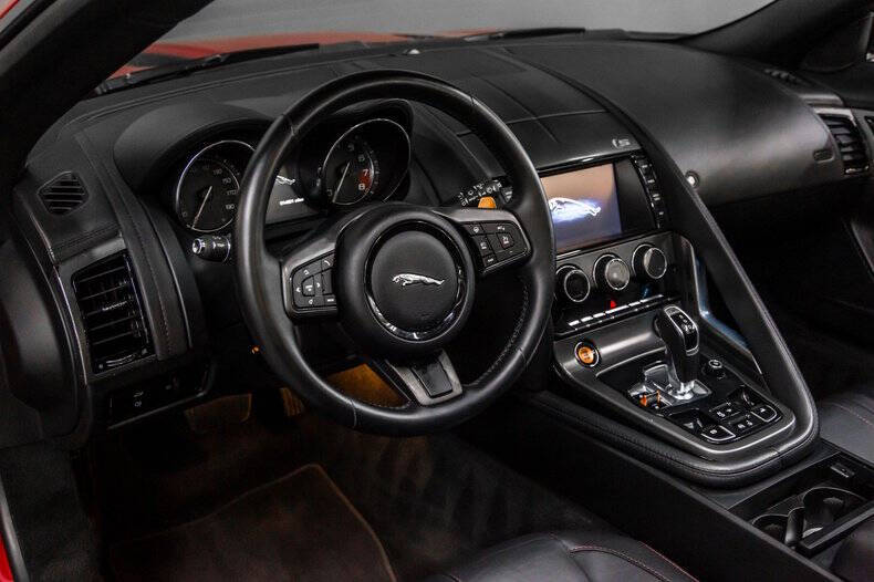 2014 Jaguar F-TYPE S